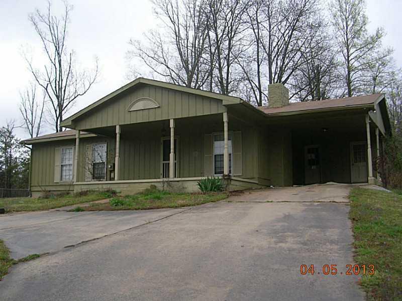 169 Woodman Hall Rd., Cleveland, GA 30528