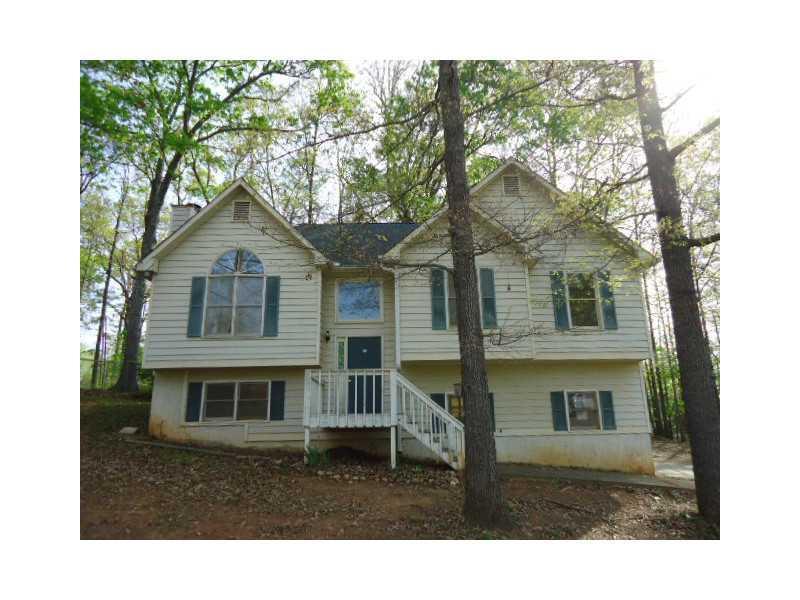 73 Applejack Dr., Douglasville, GA 30134