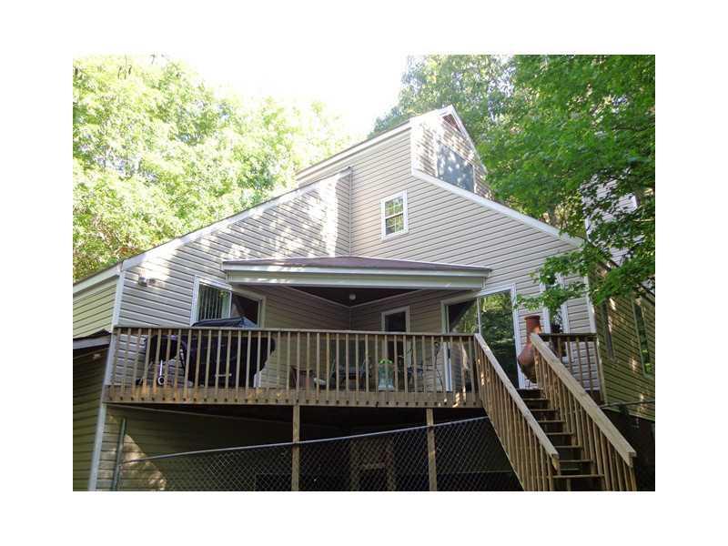 9050 Pine Tree Cir., Gainesville, GA 30506