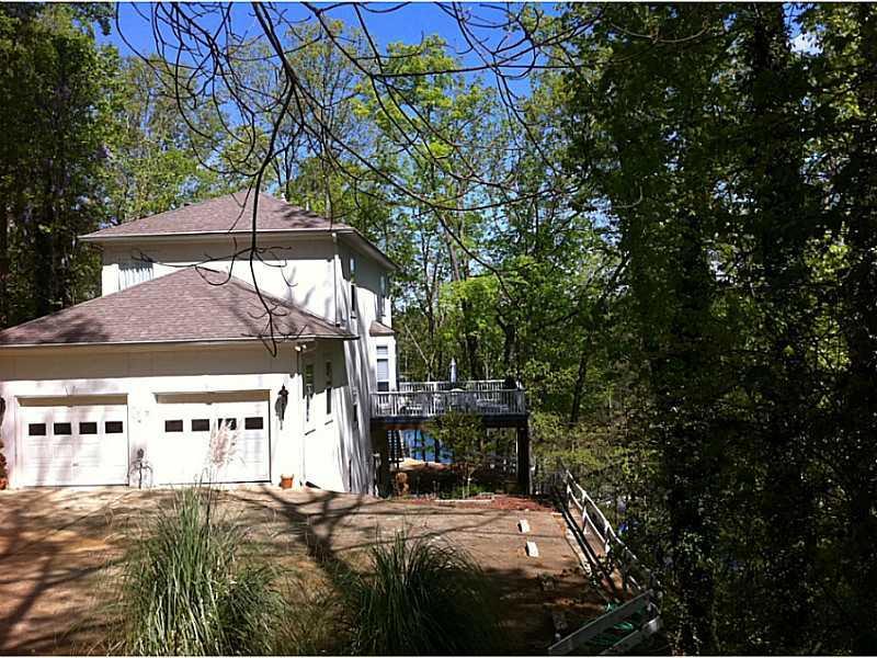 5948 Nachoochee Tr., Flowery Branch, GA 30542