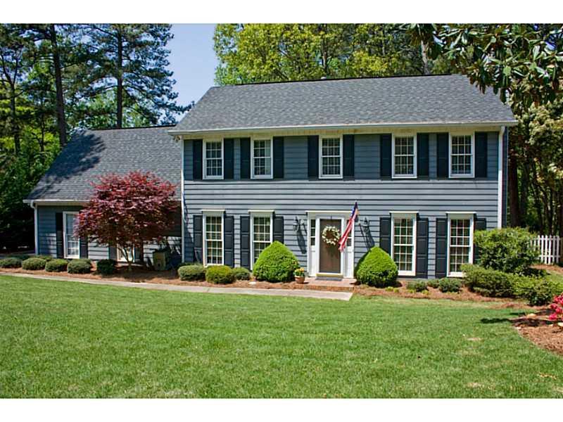 9830 Summer Oaks Dr., Roswell, GA 30076