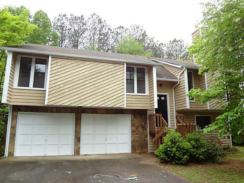 2559 Porter Dr., Lawrenceville, GA 30044