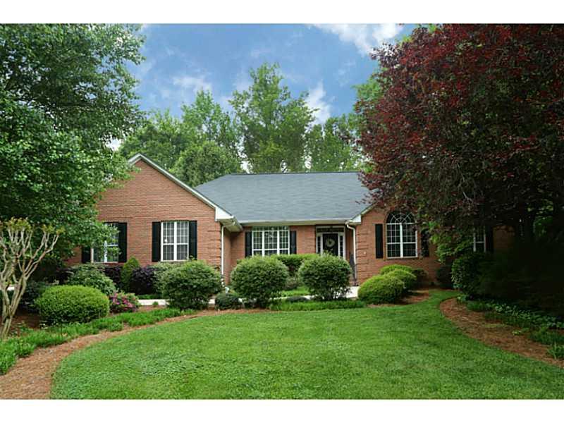2155 Robin Hood Tr., Cumming, GA 30040