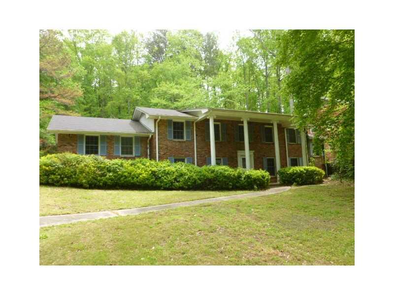 2474 Black Fox Tr., Atlanta, GA 30344