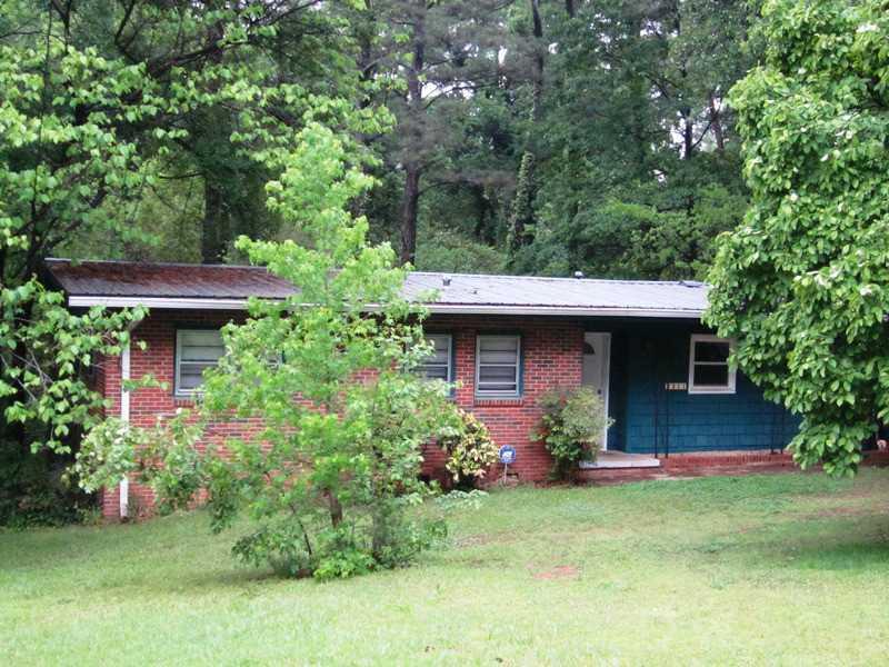 2315 Hills Lane Dr., Smyrna, GA 30080