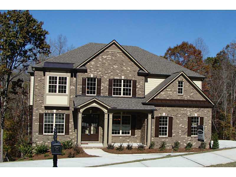 1018 Taimen Dr., Roswell, GA 30075
