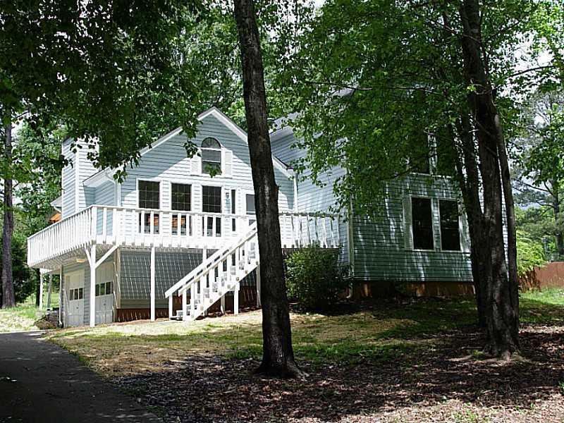 5553 Emerald Way, Acworth, GA 30102