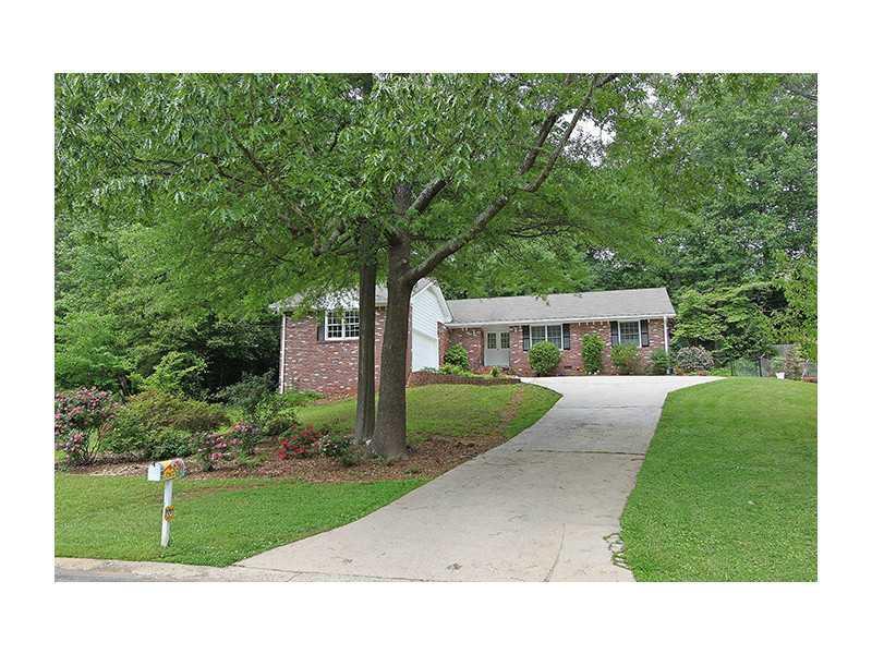 3267 Clearview Dr., Marietta, GA 30060