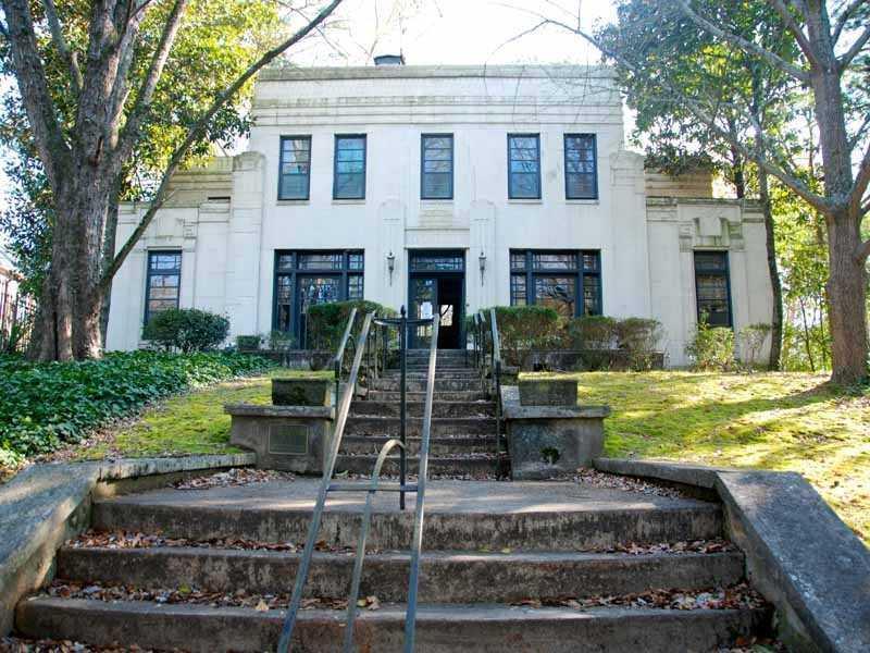 306 Peachtree Battle Ave., Atlanta, GA 30305