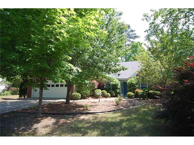 1067 Cedar Oak Ct., Lawrenceville, GA 30043