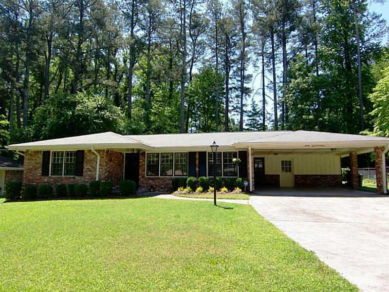 4217 Fontana Ct., Tucker, GA 30084
