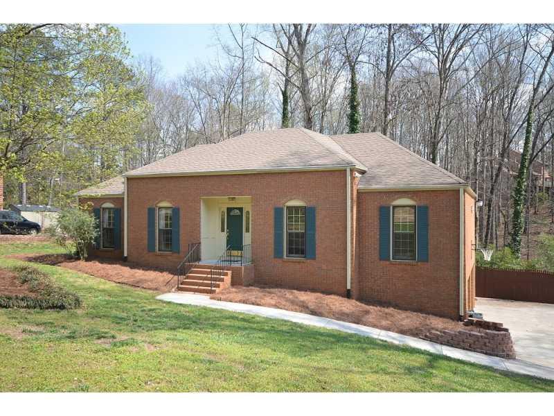 220 Wind Shadow Ct., Roswell, GA 30075