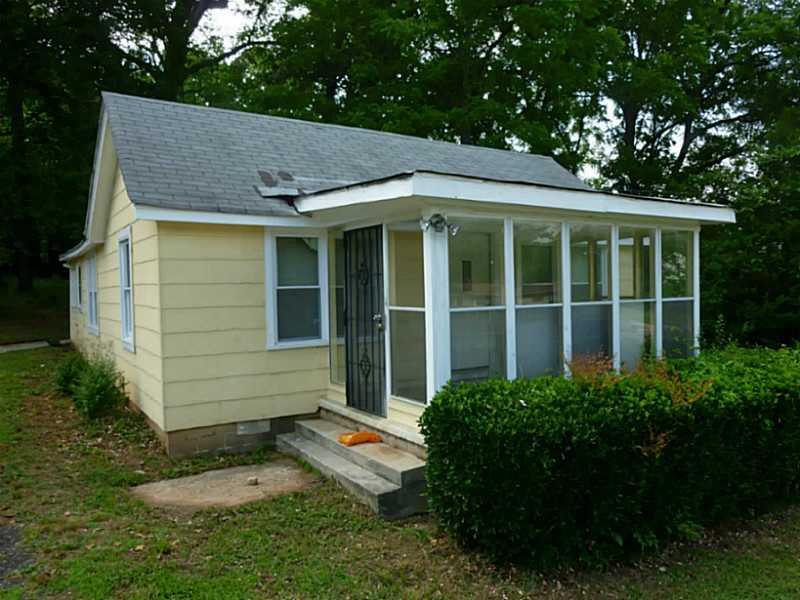 1033 S Hairston Rd., Stone Mountain, GA 30088