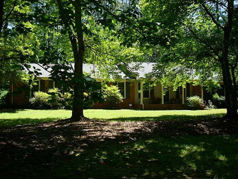 1020 County Line Rd., Acworth, GA 30101