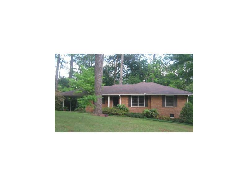 1055 Homewood Ct., Decatur, GA 30033