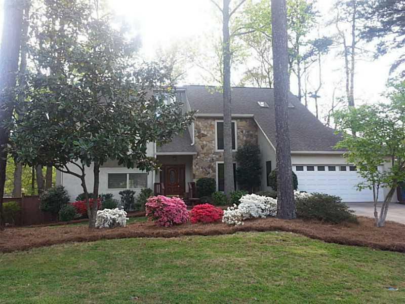 200 Old Tree Trace, Roswell, GA 30075