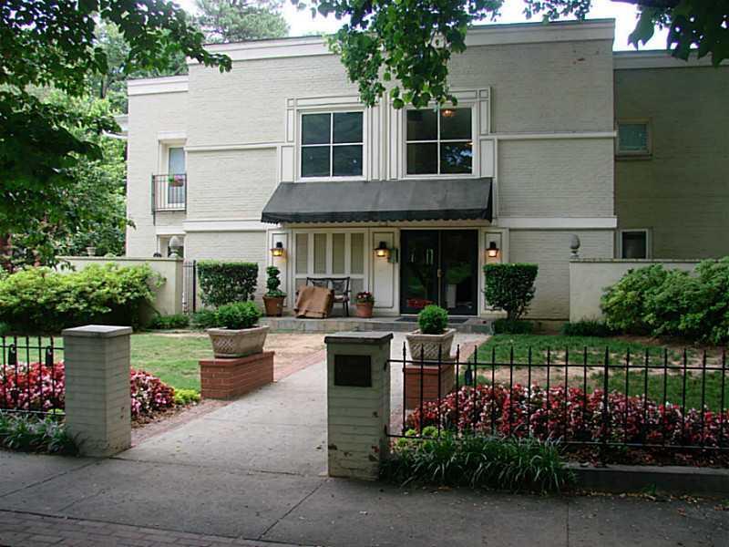 32 28th St. #202, Atlanta, GA 30309