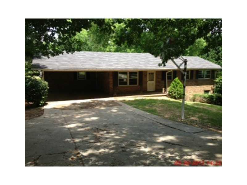 1538 Browns Bridge Ave., Gainesville, GA 30504