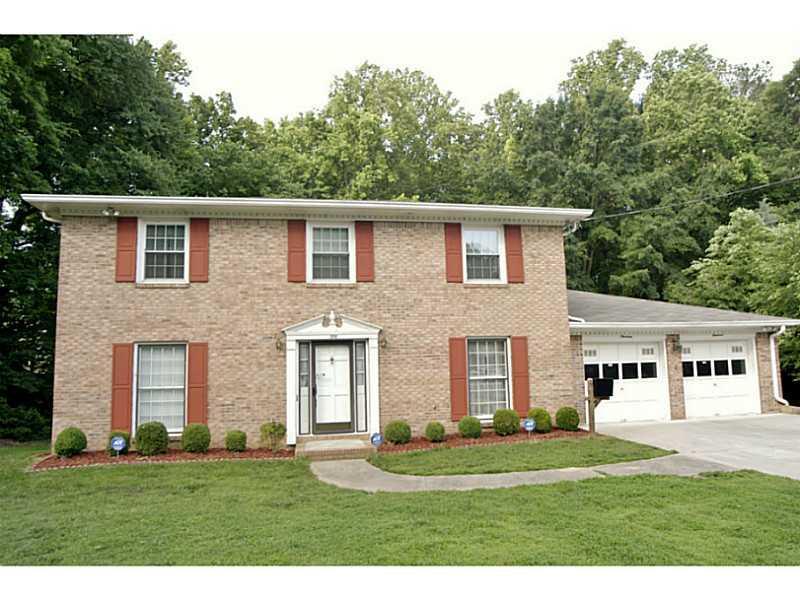 1900 Bramlet Ct., Tucker, GA 30084