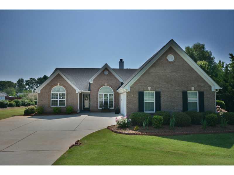370 Blue Grass Dr., Jefferson, GA 30549