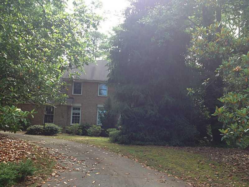 9625 Pine Thickett Way, Roswell, GA 30075