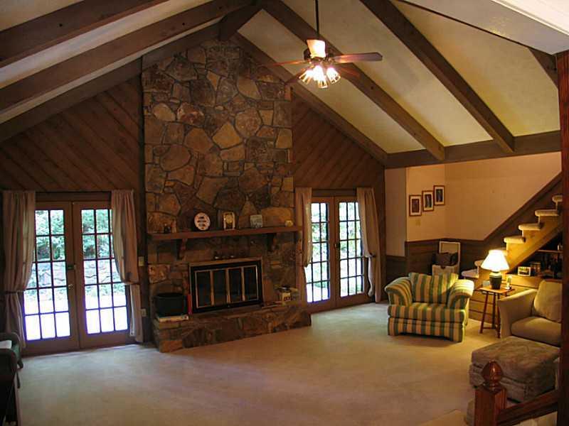 1829 East Gate Dr., Stone Mountain, GA 30087