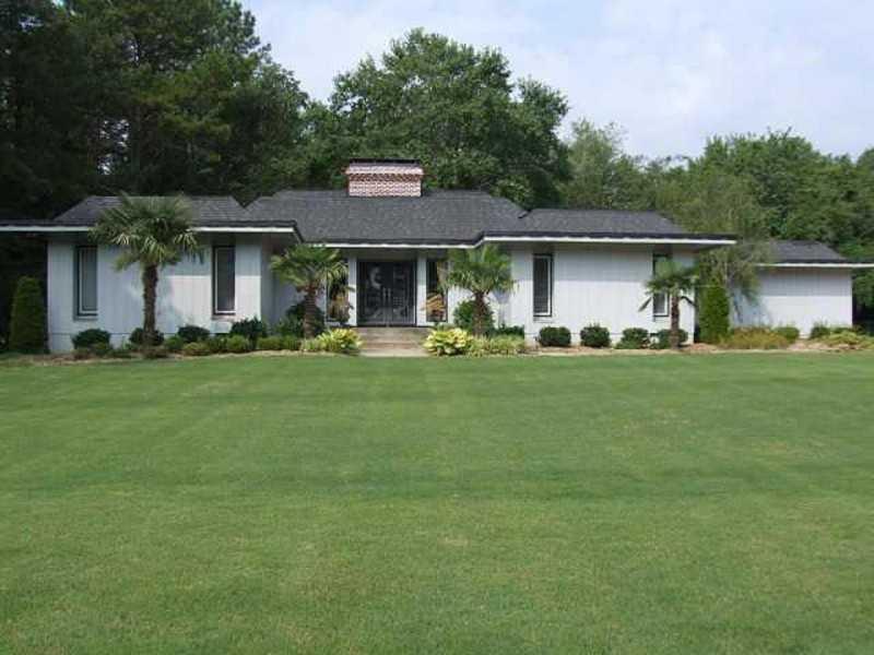 4506 Ridgegate Dr., Duluth, GA 30097