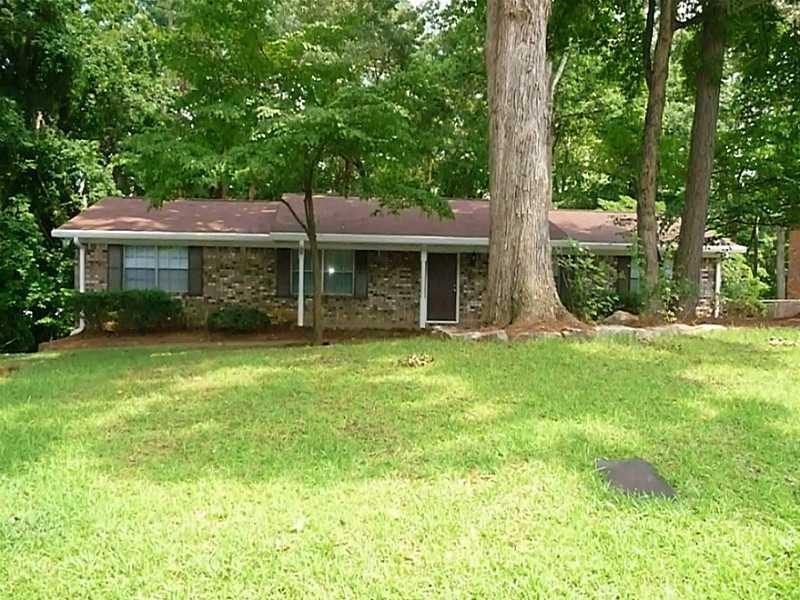 4295 Fawn Ln., Smyrna, GA 30082