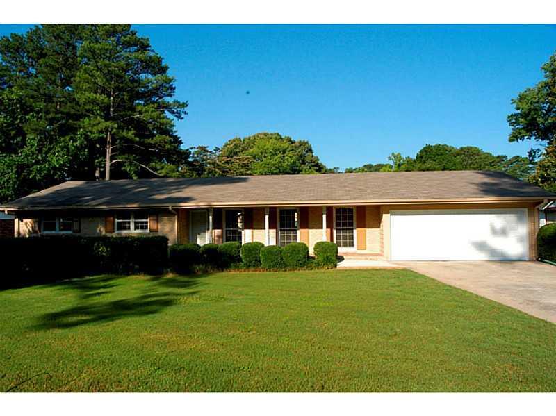 2166 Saren Ct., Tucker, GA 30084