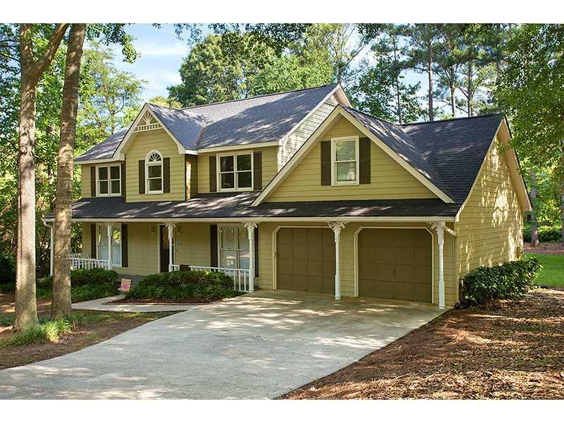 203 Lexington Dr., Woodstock, GA 30188