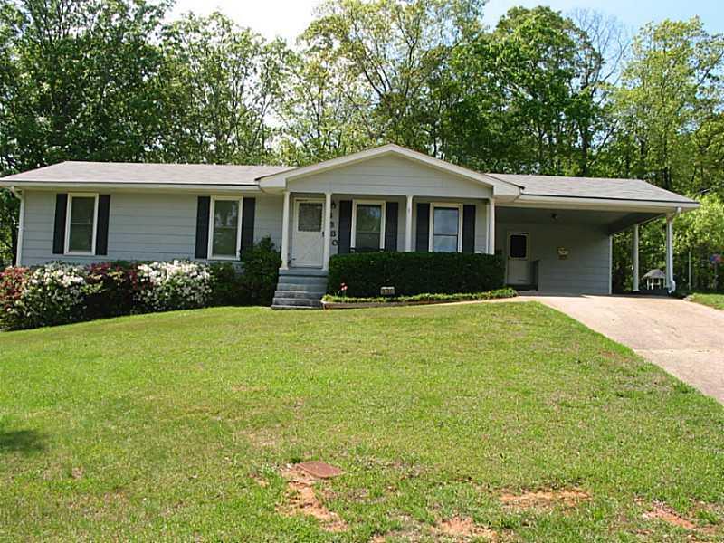 6380 Valhalla Dr., Douglasville, GA 30135