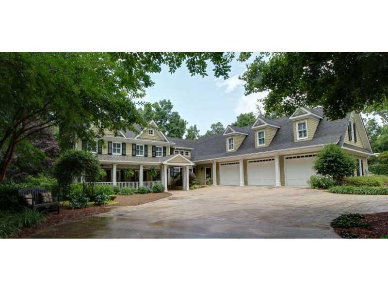 5968 Nachoochee Tr., Flowery Branch, GA 30542