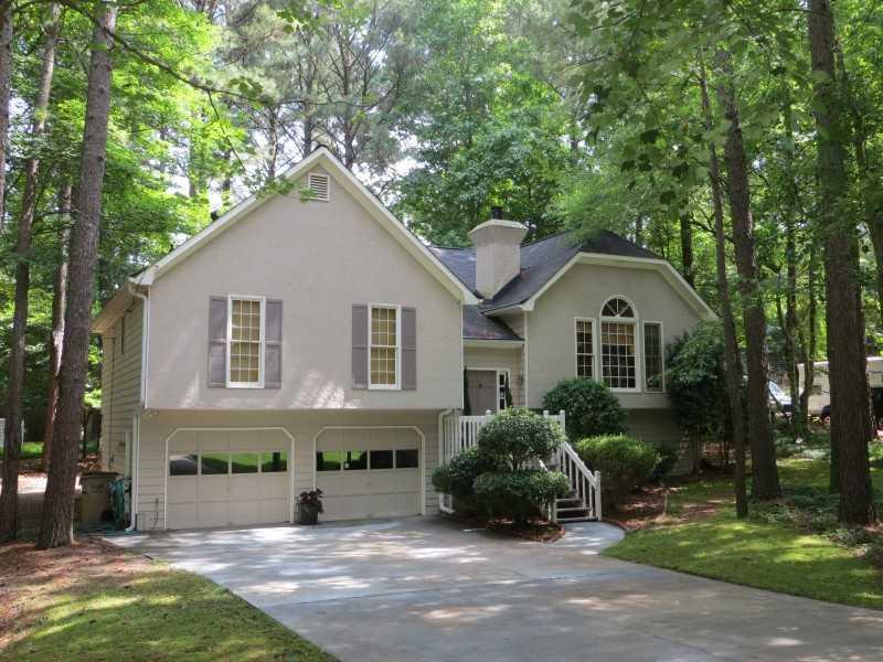 627 Presidential Dr., Dallas, GA 30157