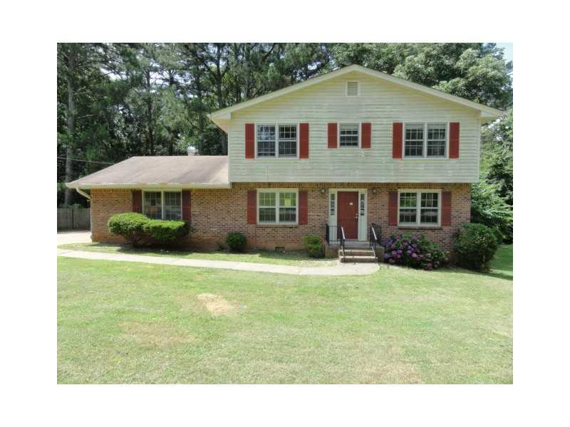 5339 Oconnel Ct., Stone Mountain, GA 30088