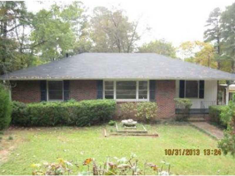 2196 Rockwood Dr., Marietta, GA 30067