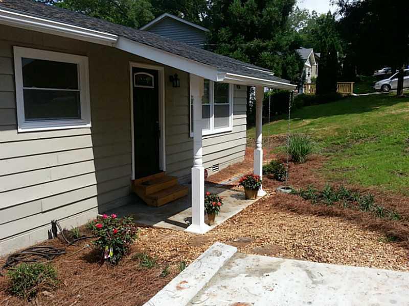 916 Zion Cir., Roswell, GA 30075