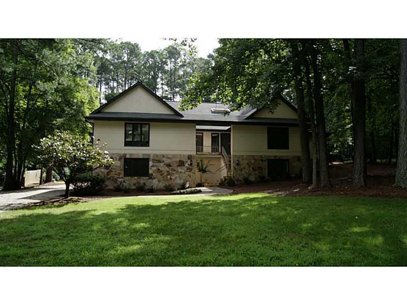 4033 Spalding Hollow, Norcross, GA 30092