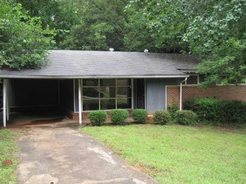 2596 Yale Ter., Decatur, GA 30032