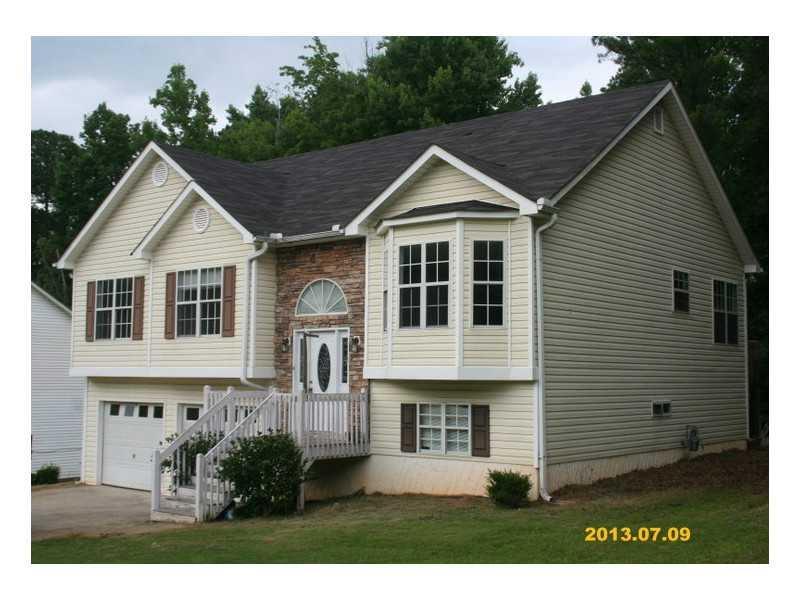 4894 Saint Johns Dr., Douglasville, GA 30135