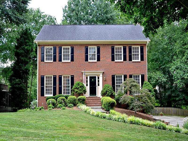 321 Justin Dr., Woodstock, GA 30188
