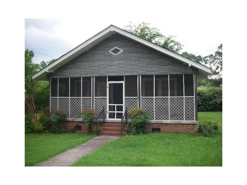 105 Third St., Shannon, GA 30172