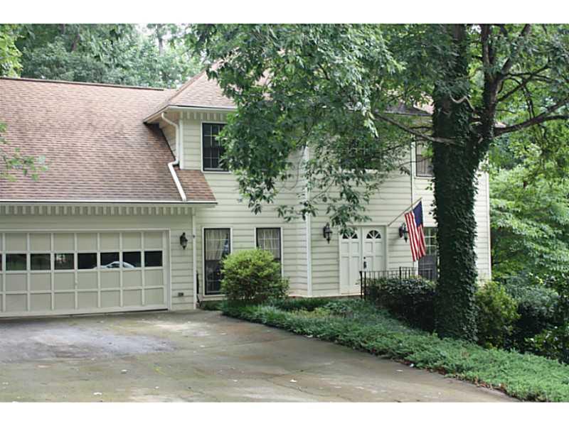 5389 Ashley Dr., Lilburn, GA 30047