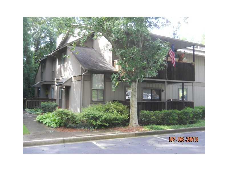 305 Cumberland Ct., Smyrna, GA 30080