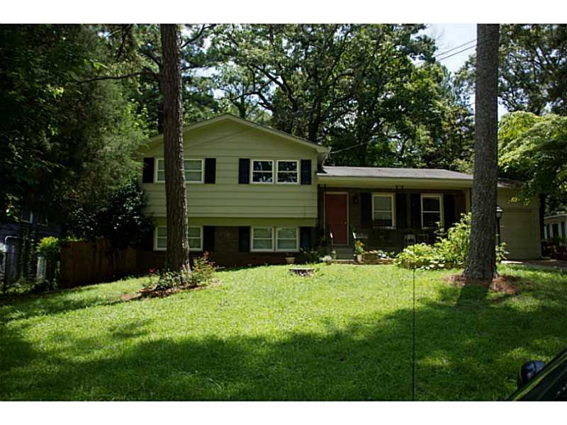 2558 Hatfield Cir., Atlanta, GA 30316