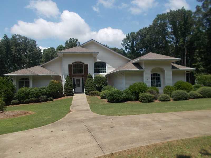 100 Cannon Tr., Ball Ground, GA 30107