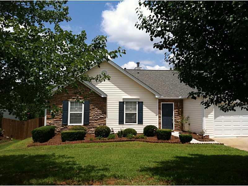 1022 River Plantation Dr., Woodstock, GA 30188