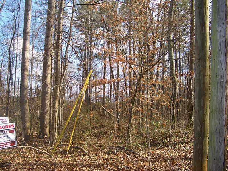 Amanda Ln., Cumming, GA 30040