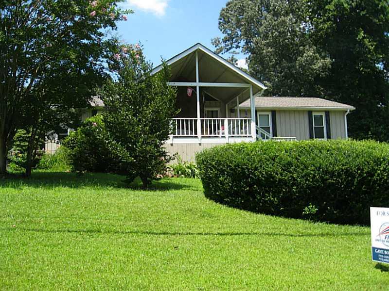 103 Little Brook Dr., Woodstock, GA 30188