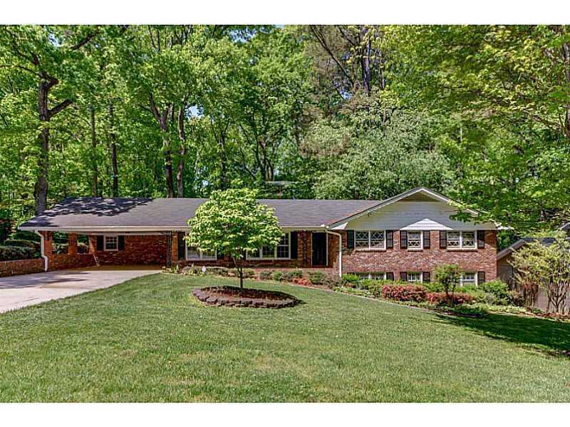 2260 Crestcliff Dr., Tucker, GA 30084
