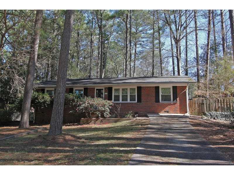 913 Brookdale Pl., Decatur, GA 30033